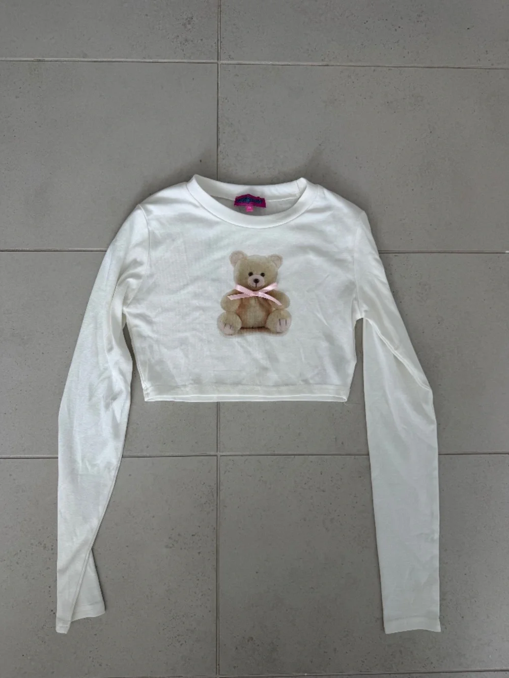 Edikted XS White Copped Long Sleeve